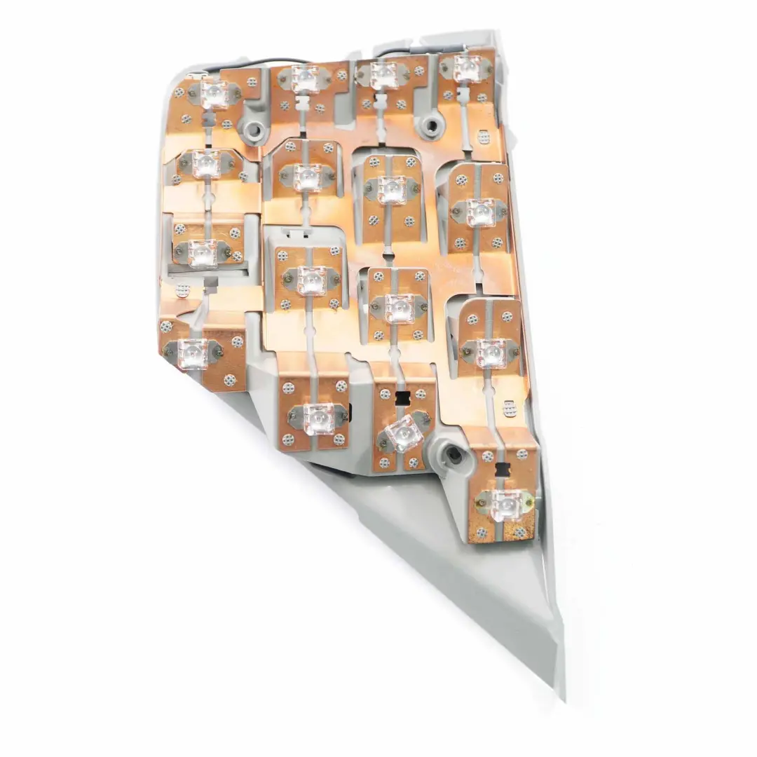 Lampa Żarówka LED Oświetlenie Prawy do BMW E65 E66 o numerze 6917090 BMW E65 E66 Lampa Żarówka LED Oświetlenie Prawy - SKU 6917090 - Numer Części 6917090