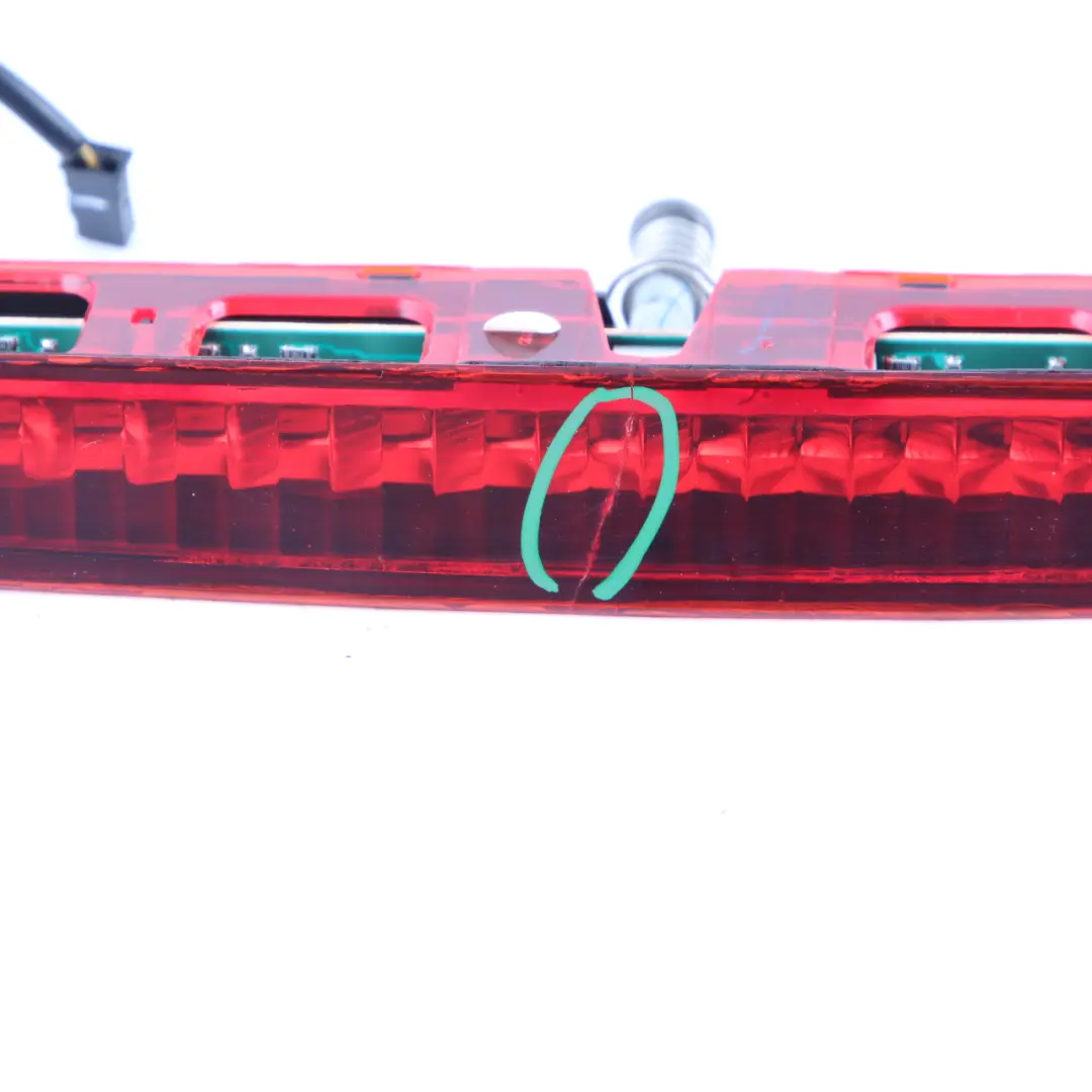 BMW Z4 E85 Tercera luz de freno Luz de freno Rojo - SKU 6917378-1 - Número de pieza 6917378