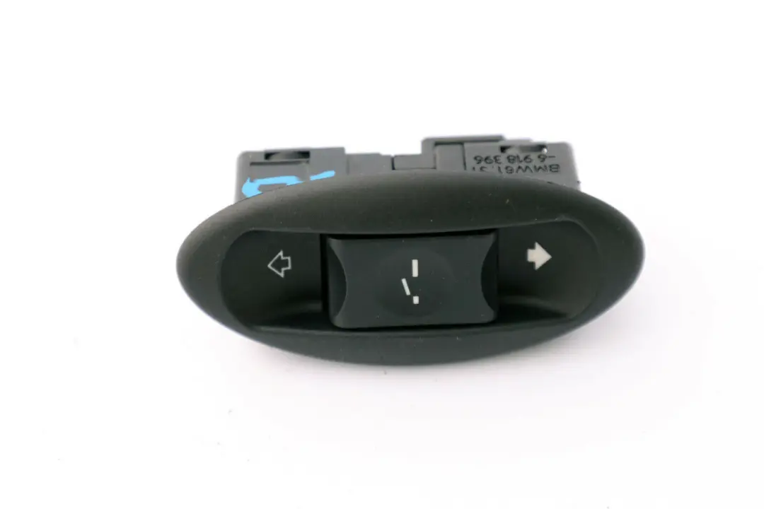 Włącznik Przełącznik Szyberdachu do MINI R50 R53 o numerze 8360460 MINI R50 R53 Włącznik Przełącznik Szyberdachu - SKU 6918396 - Numer Części 8360460