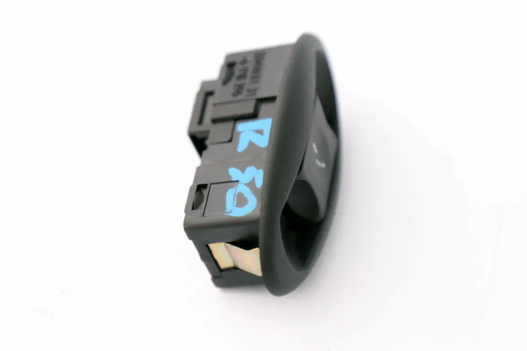 Interrupteur Panorama Toit Ouvrant 6131 pour Mini Cooper R50 R53 à propos du numéro de pièce 8360460 Mini Cooper R50 R53 Interrupteur Panorama Toit Ouvrant 6131 - SKU 6918396 - Numéro de pièce 8360460