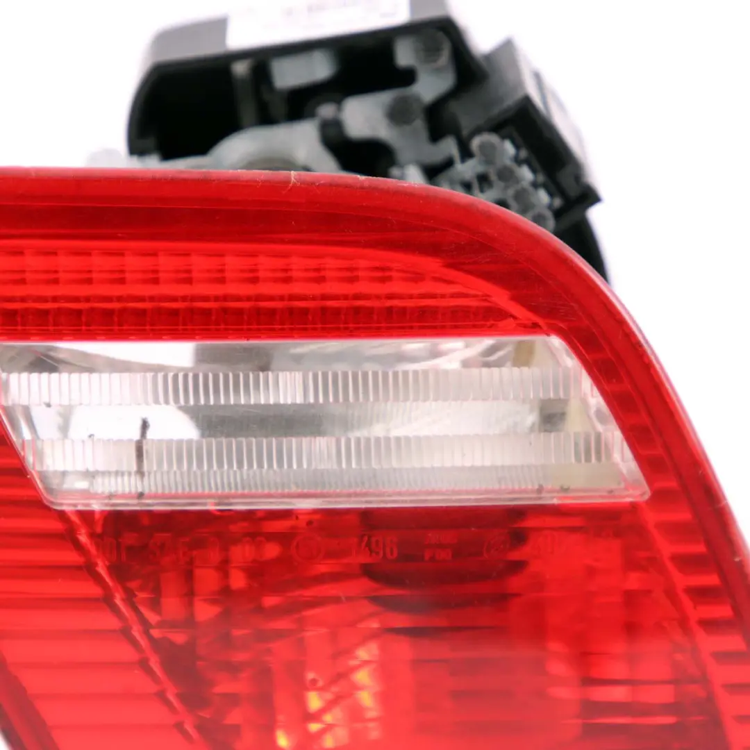 Light Coupe Cabrio In Trunk Lid Boot Lamp Left N/S to BMW E46 M3 Rear with Part number 6920705 BMW E46 M3 Rear Light Coupe Cabrio In Trunk Lid Boot Lamp Left N/S - SKU 6920705 - Part number 6920705