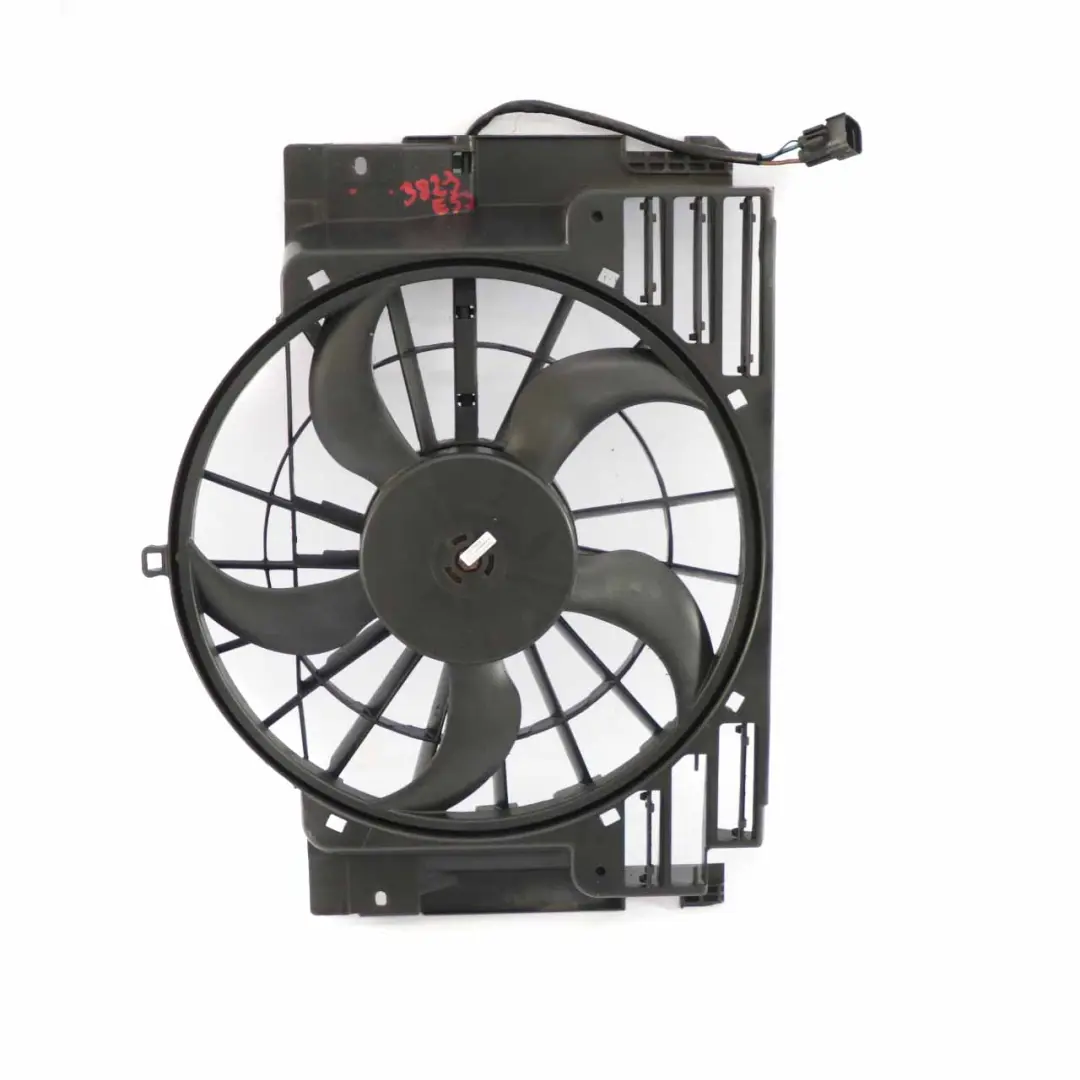 Ventilador radiador M57 M57N 3.0d Cubierta de refrigeración motor para BMW X5 E53 con número de pieza 6921382 BMW X5 E53 Ventilador radiador M57 M57N 3.0d Cubierta de refrigeración motor - SKU 6921382-3 - Número de pieza 6921382