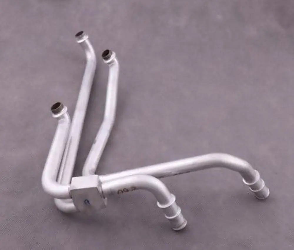 BMW E60 E61 E63 E64 Set Triple Pipe Hose Heater Radiator 6922603