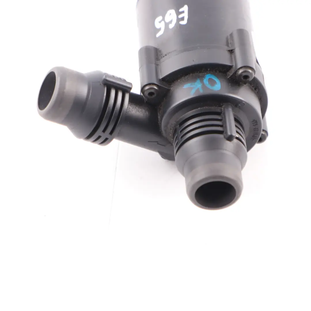Bomba de Agua Auxiliar Adicional para BMW E65 E66 E67 con número de pieza 6922699 BMW E65 E66 E67 Bomba de Agua Auxiliar Adicional - SKU 6922699-1 - Número de pieza 6922699