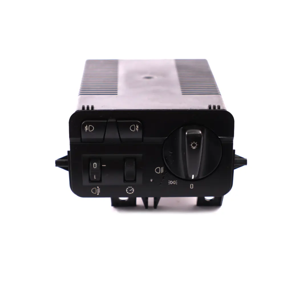 Schaltereinheit Licht Nebelscheinwerfer Schalter für BMW 3 er E46 mit Teilenummer 6923479 BMW 3 er E46 Schaltereinheit Licht Nebelscheinwerfer Schalter - SKU 6923479 - Teilenummer 6923479