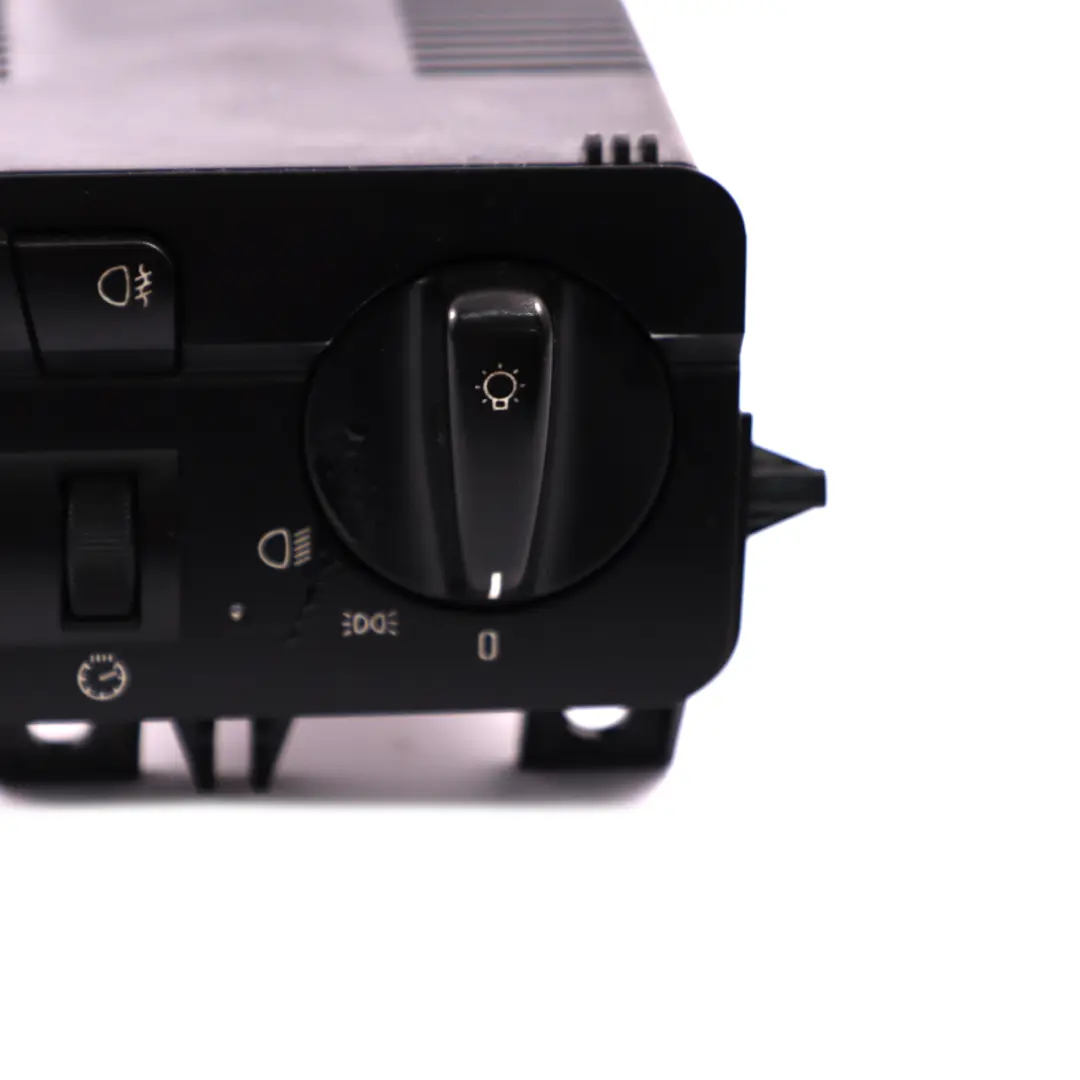 Przełącznik włącznik świateł do BMW E46 o numerze 6923479 BMW E46 Przełącznik włącznik świateł - SKU 6923479 - Numer Części 6923479