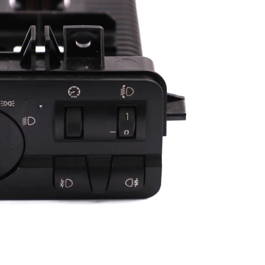 Schaltereinheit Licht Nebelscheinwerfer Schalter für BMW 3 er E46 mit Teilenummer 6923479 BMW 3 er E46 Schaltereinheit Licht Nebelscheinwerfer Schalter - SKU 6923479 - Teilenummer 6923479