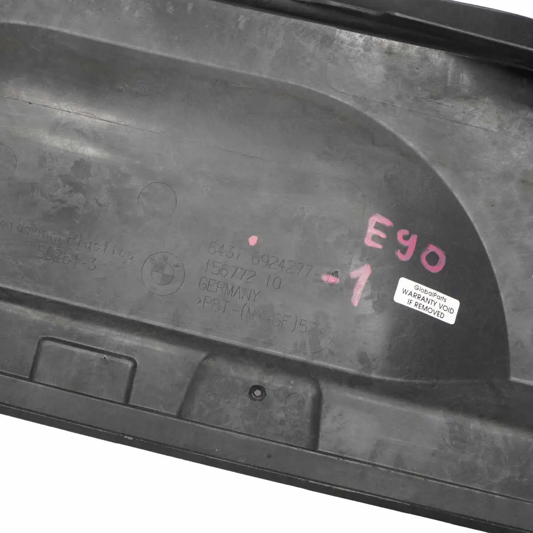 Podszybie Obudowa Mikrofiltra Dolna do BMW E90 E91 o numerze 6924277 BMW E90 E91 Podszybie Obudowa Mikrofiltra Dolna - SKU 6924277-1 - Numer Części 6924277