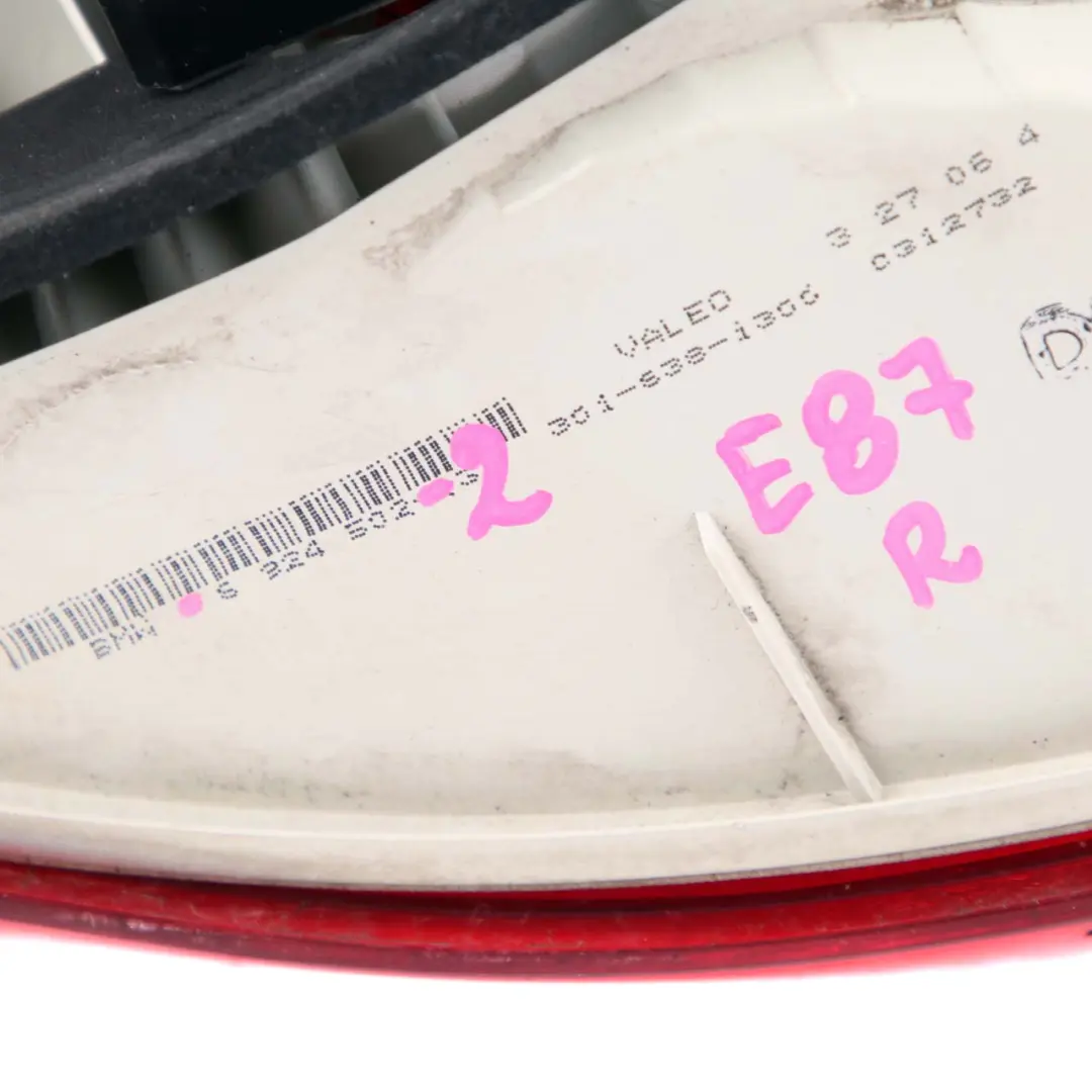Light Tail Back Lamp Lightning Right O/S to BMW E87 2 Rear with Part number 6924502 BMW E87 2 Rear Light Tail Back Lamp Lightning Right O/S - SKU 6924502-2 - Part number 6924502