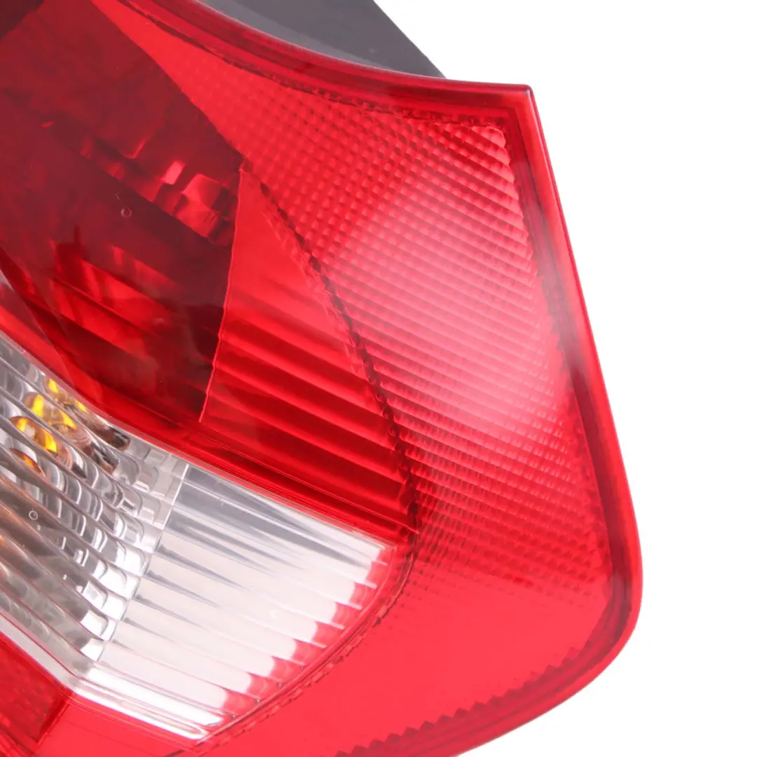 Light Tail Back Lamp Lightning Right O/S to BMW E87 2 Rear with Part number 6924502 BMW E87 2 Rear Light Tail Back Lamp Lightning Right O/S - SKU 6924502-2 - Part number 6924502