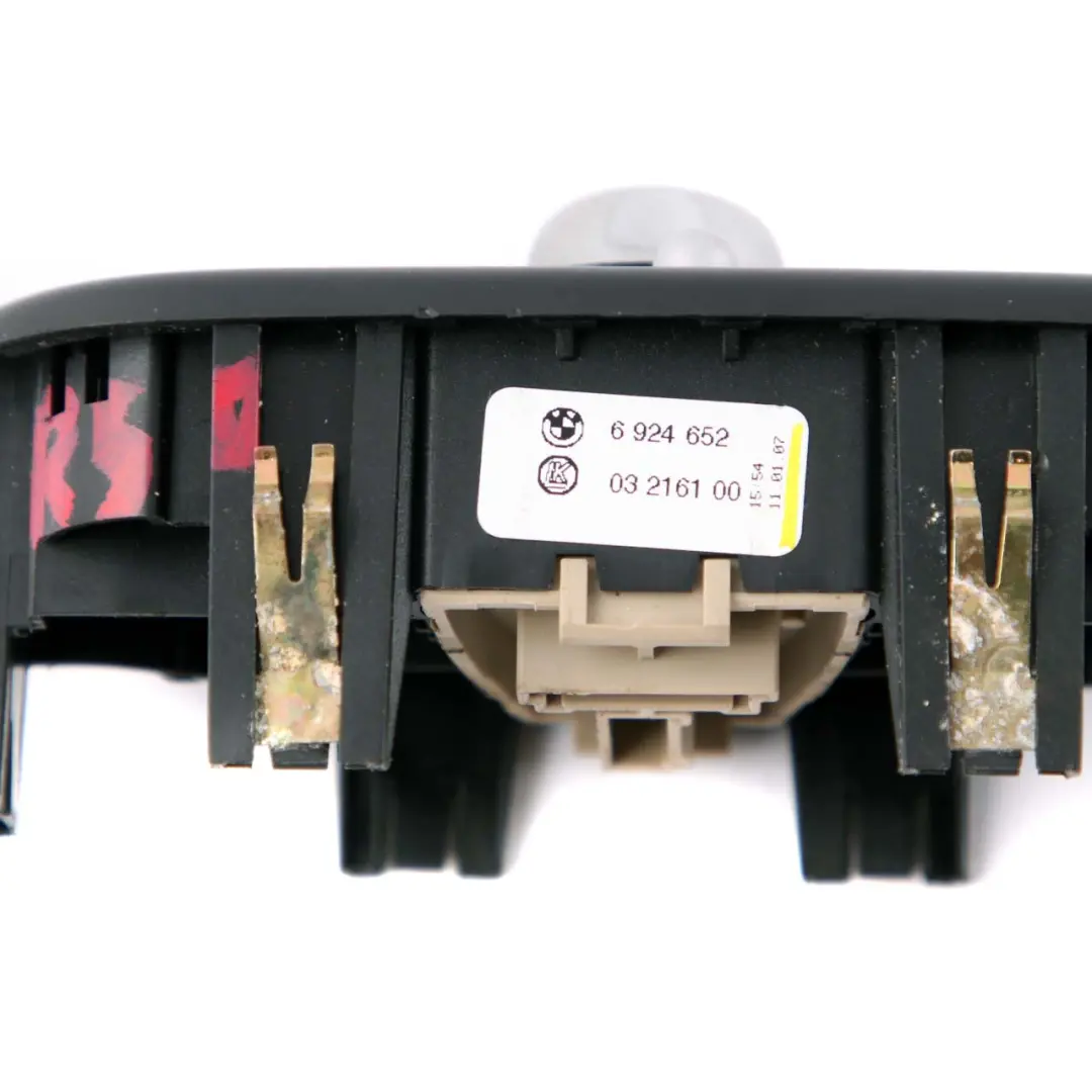 Bouton de Reglage du Retroviseur pour Mini R50 R52 R53 à propos du numéro de pièce 6924652 Mini R50 R52 R53 Bouton de Reglage du Retroviseur - SKU 6924652 - Numéro de pièce 6924652