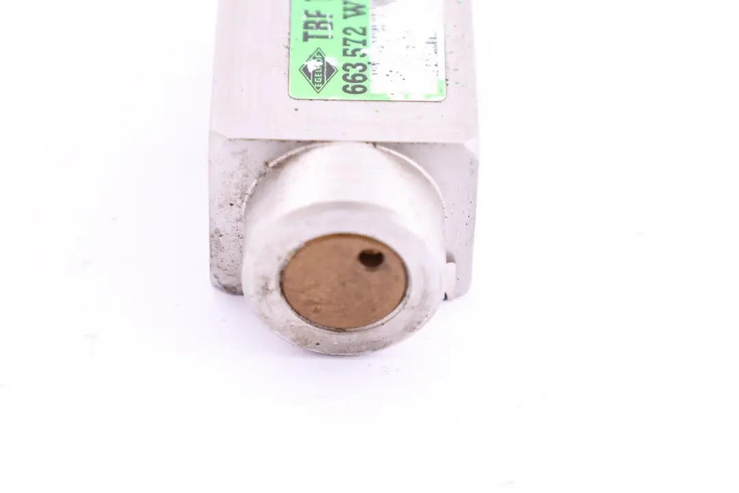 Expansionsventil für Mini Cooper One R50 R52 R53 mit Teilenummer 6924984 Mini Cooper One R50 R52 R53 Expansionsventil - SKU 6924984 - Teilenummer 6924984