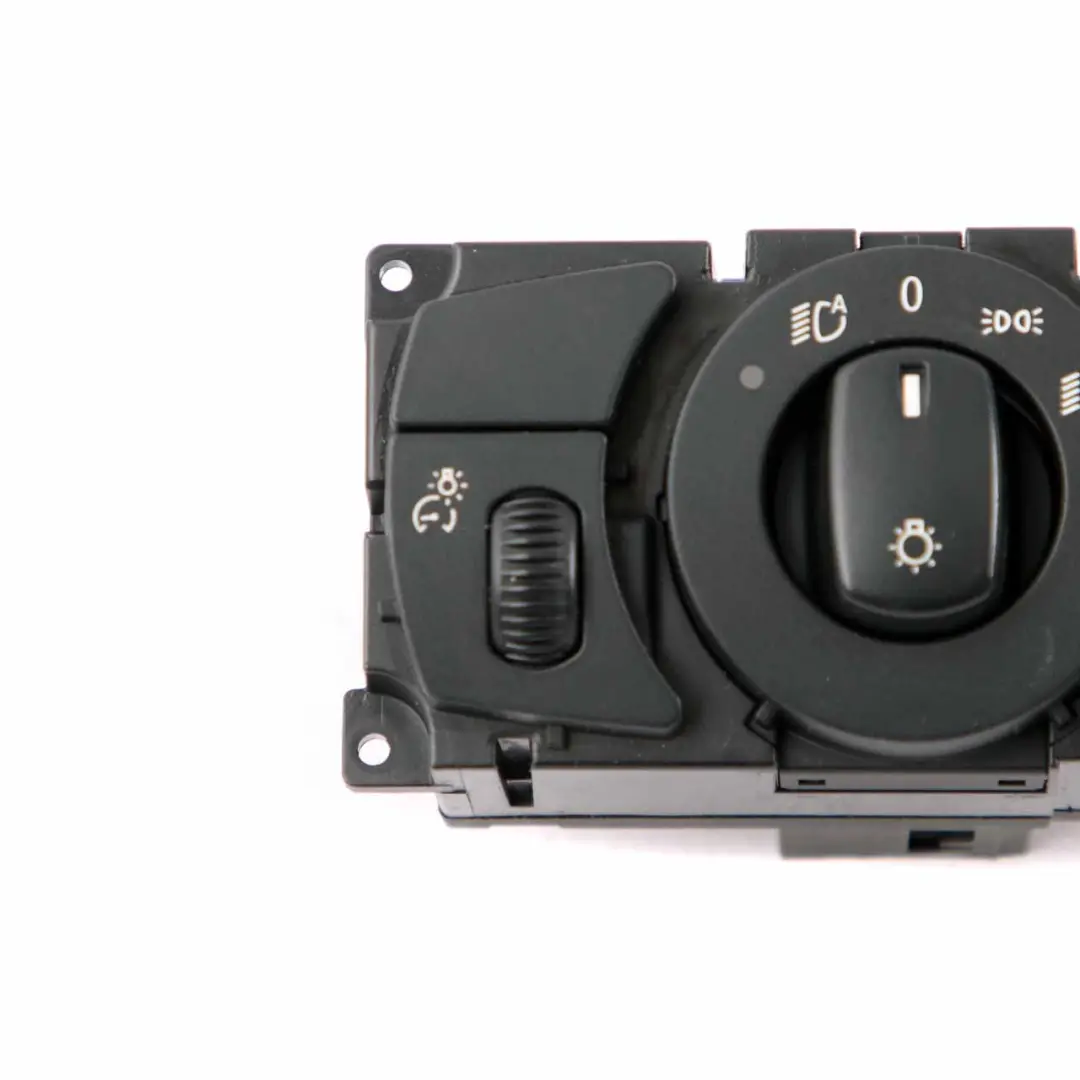 Light Switch BMW E60 M5 E63 E64 M6 Control Unit Module Element Lamp 6953707 to with Part number 6925257 Light Switch BMW E60 M5 E63 E64 M6 Control Unit Module Element Lamp 6953707 - SKU 6925257 - Part number 6925257