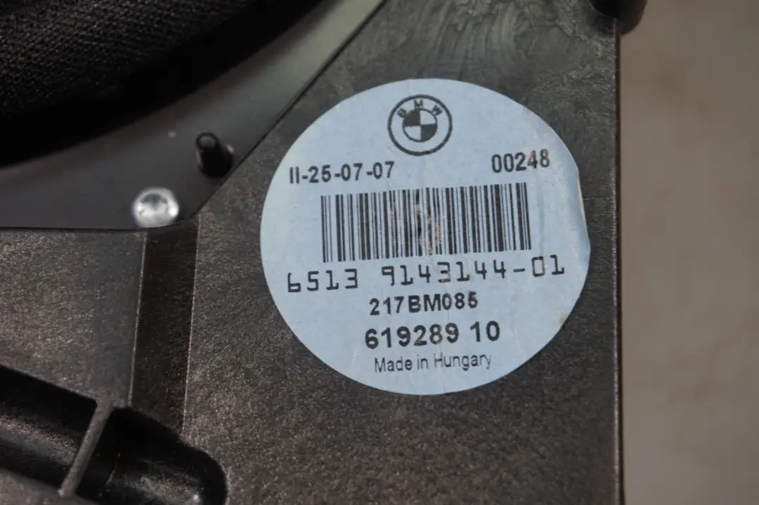 Basso Centrale Dx Stereo Sistema per BMW E81 E87 E90 E91 E92 E93 LCI con numero di parte 6925334 BMW E81 E87 E90 E91 E92 E93 LCI Basso Centrale Dx Stereo Sistema - SKU 6925334 - Numero di parte 6925334