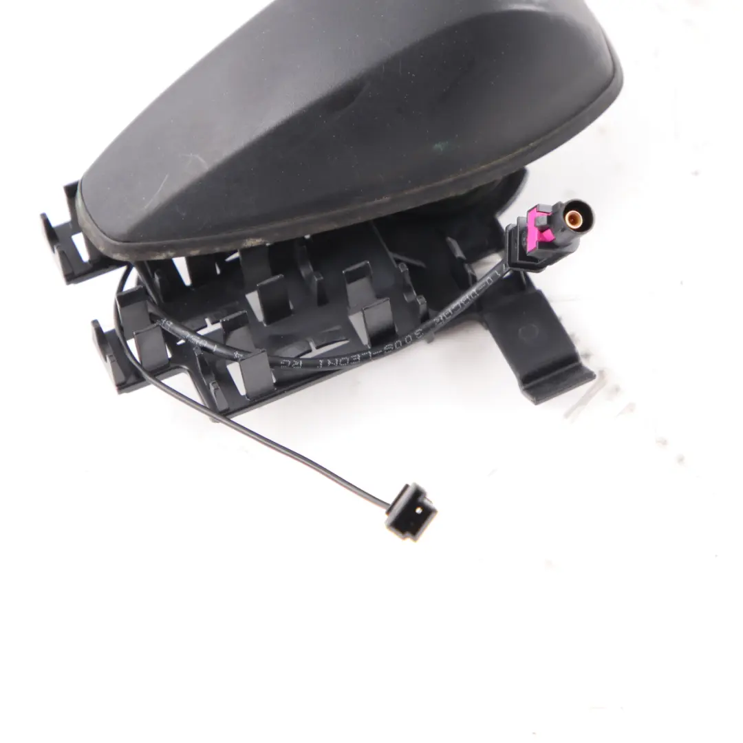 Roof Antenna BMW E81 E87 Aerial Base Control Unit Module to with Part number 6925356 Roof Antenna BMW E81 E87 Aerial Base Control Unit Module - SKU 6925356-6 - Part number 6925356