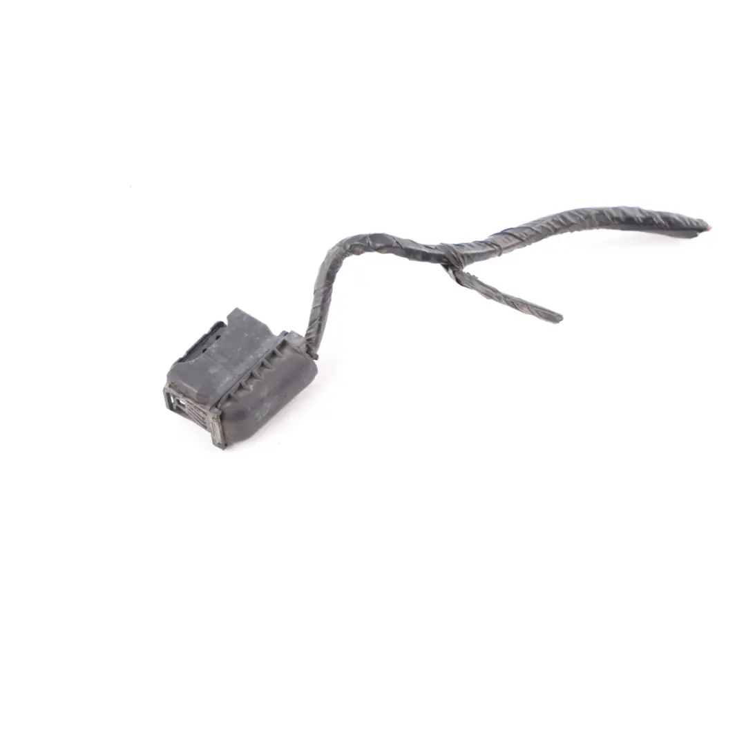  Cable Wiring BMW F20 F21 Headlight Lamp Front Right O/S Plug Socket 6925638 - SKU 6925638-2 - Part number 7229686