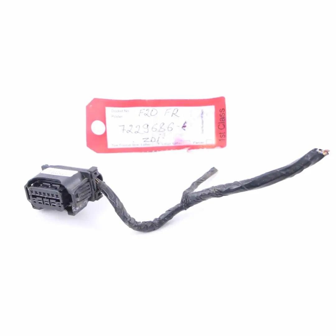 Phare avant droit Câblage des fiches et des prises pour BMW E90 E91 à propos du numéro de pièce 6925638 BMW E90 E91 Phare avant droit Câblage des fiches et des prises - SKU 6925638 - Numéro de pièce 6925638