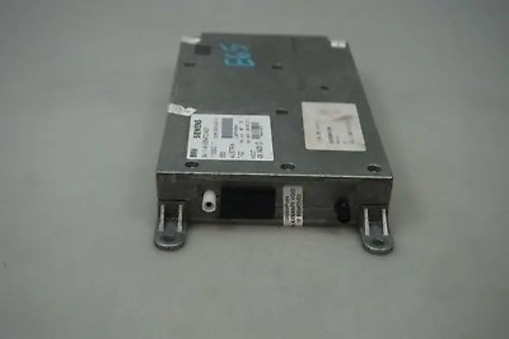 Telefon Sender Empfänger Modul ECU SIEMENS für BMW E65 E66 E67 mit Teilenummer 6926472 BMW E65 E66 E67 Telefon Sender Empfänger Modul ECU SIEMENS - SKU 6926472 - Teilenummer 6926472