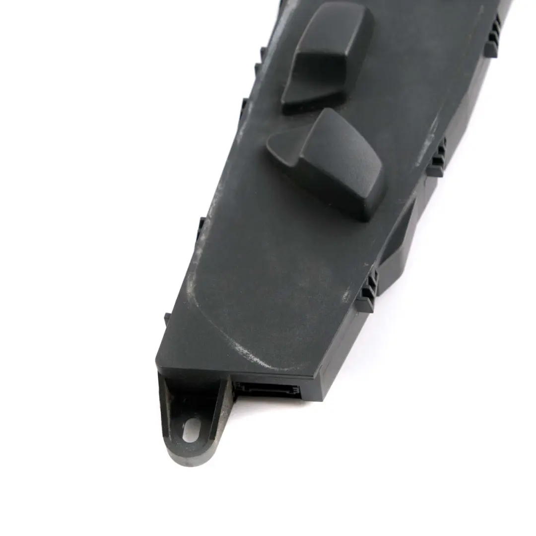 Sitztafel Schalter BMW E60 E61 X5 E70 X6 E71 Sitzverstellung Vorne Links für mit Teilenummer 6926975 Sitztafel Schalter BMW E60 E61 X5 E70 X6 E71 Sitzverstellung Vorne Links - SKU 6926975 - Teilenummer 6926975