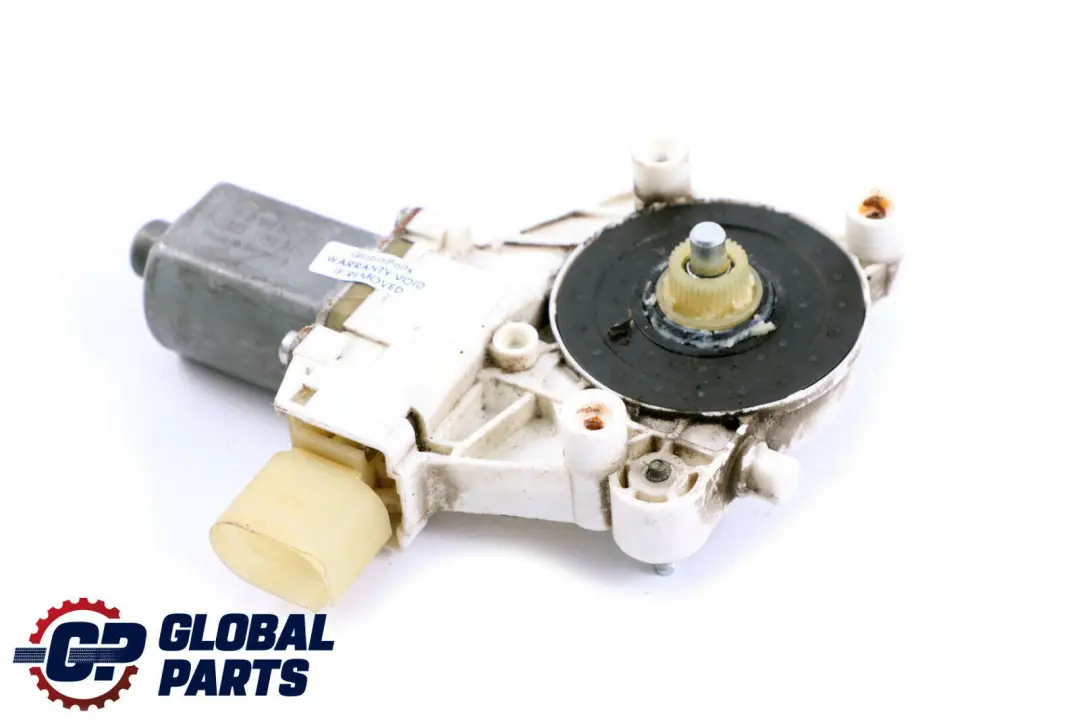 Accionamiento Para Elevalunas Fuente Derecha para BMW E87 E90 E91 con número de pieza 6927028 BMW E87 E90 E91 Accionamiento Para Elevalunas Fuente Derecha - SKU 6927028 - Número de pieza 6927028