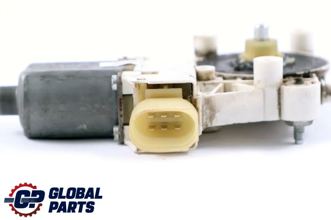 Accionamiento Para Elevalunas Fuente Derecha para BMW E87 E90 E91 con número de pieza 6927028 BMW E87 E90 E91 Accionamiento Para Elevalunas Fuente Derecha - SKU 6927028 - Número de pieza 6927028