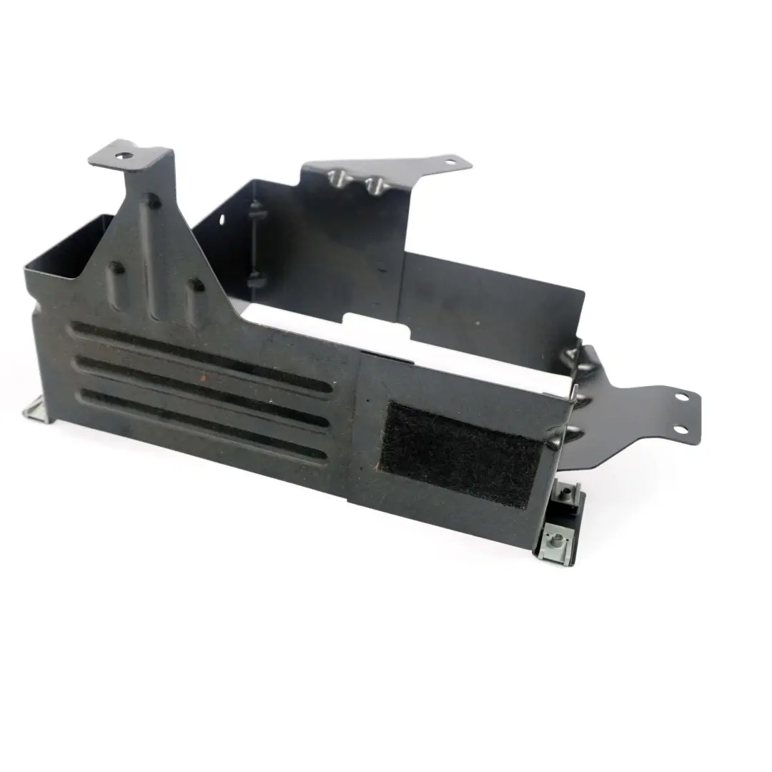 CHANGER / NAVIGATION BRACKET IN BOOT to BMW 1 SERIES E81 E87 E87N CD with Part number 65126927698 BMW 1 SERIES E81 E87 E87N CD CHANGER / NAVIGATION BRACKET IN BOOT - SKU 6927698 - Part number 65126927698