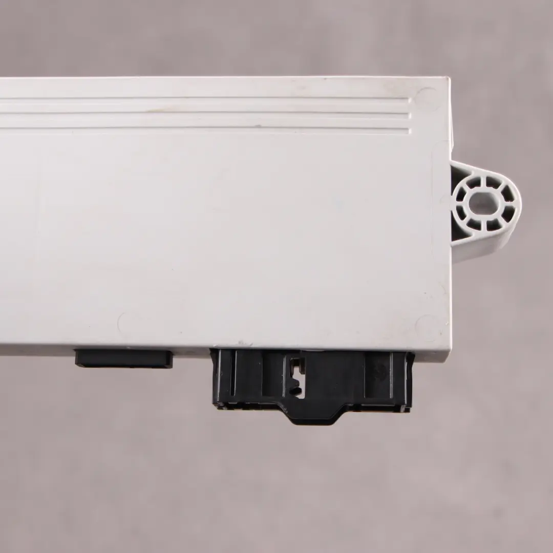 Unità Di Controllo BMW E60 E61 E63 E64 Modulo ECU CAS2 per con numero di parte 6927929 Unità Di Controllo BMW E60 E61 E63 E64 Modulo ECU CAS2 - SKU 6927929 - Numero di parte 6927929