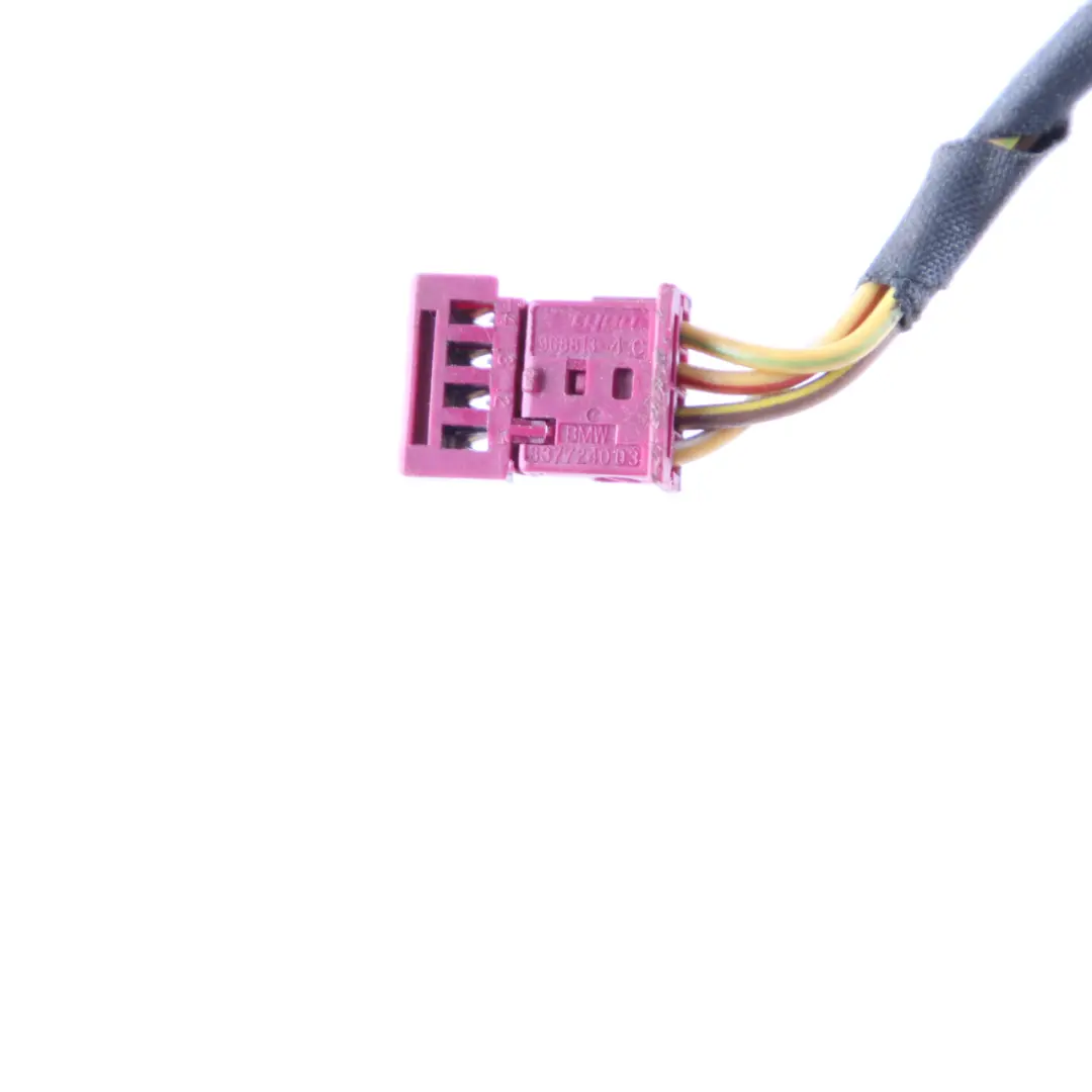 Dashboard Solar Receiver Sensor Plug Socket Wiring to BMW E60 with Part number 6928369 BMW E60 Dashboard Solar Receiver Sensor Plug Socket Wiring - SKU 6928369 - Part number 6928369