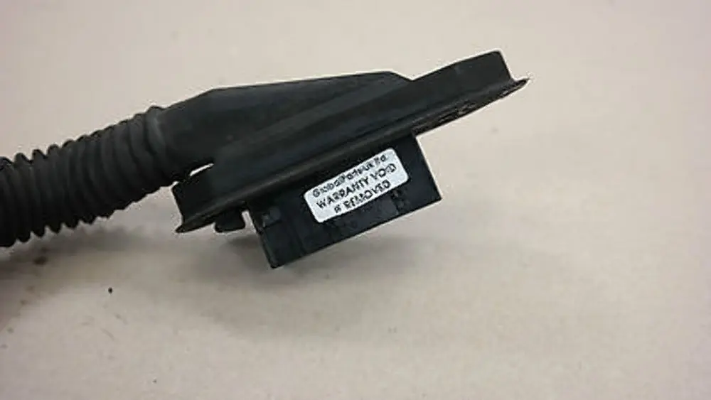  Wiązka instalacja drzwi prawa prawy przód BMW E87 - SKU 6928656-1 - Numer Części 61126947097