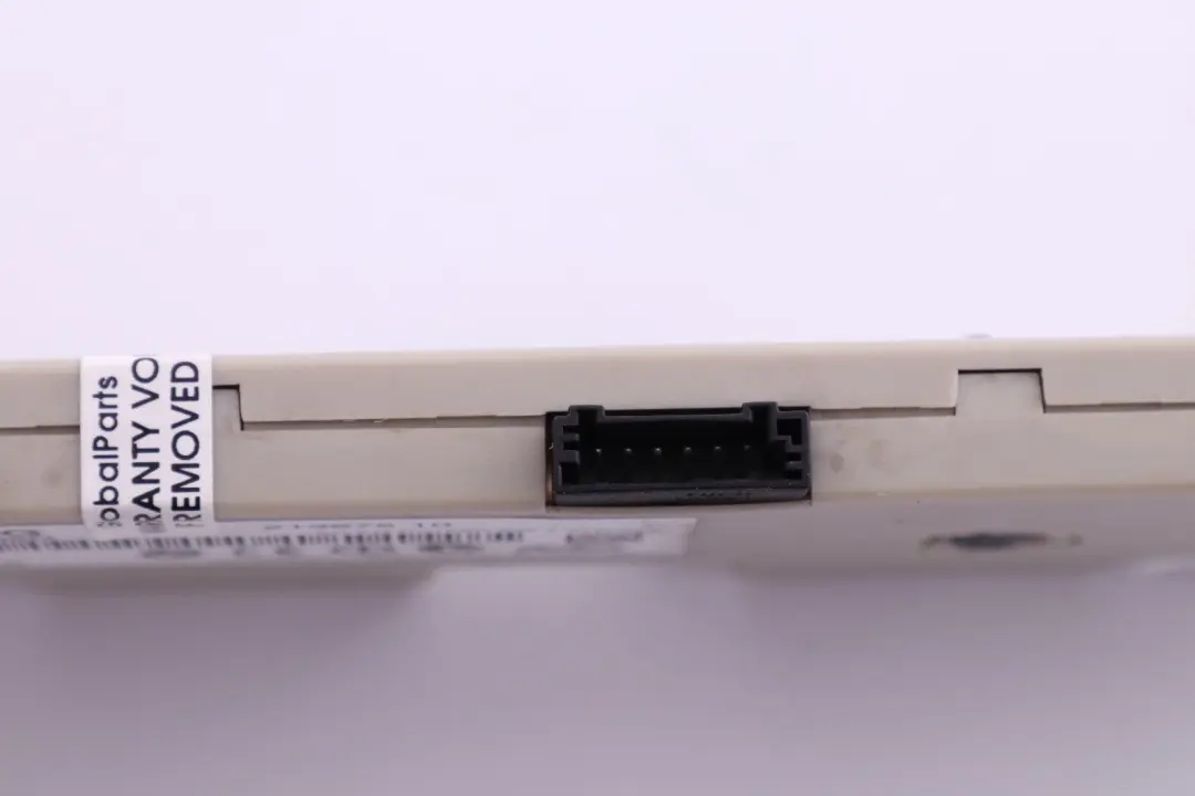 BMW 3 Series E90 E92 Antenna Amplifier Diversity TV Function 868 MHZ - SKU 6928936 - Part number 6928936