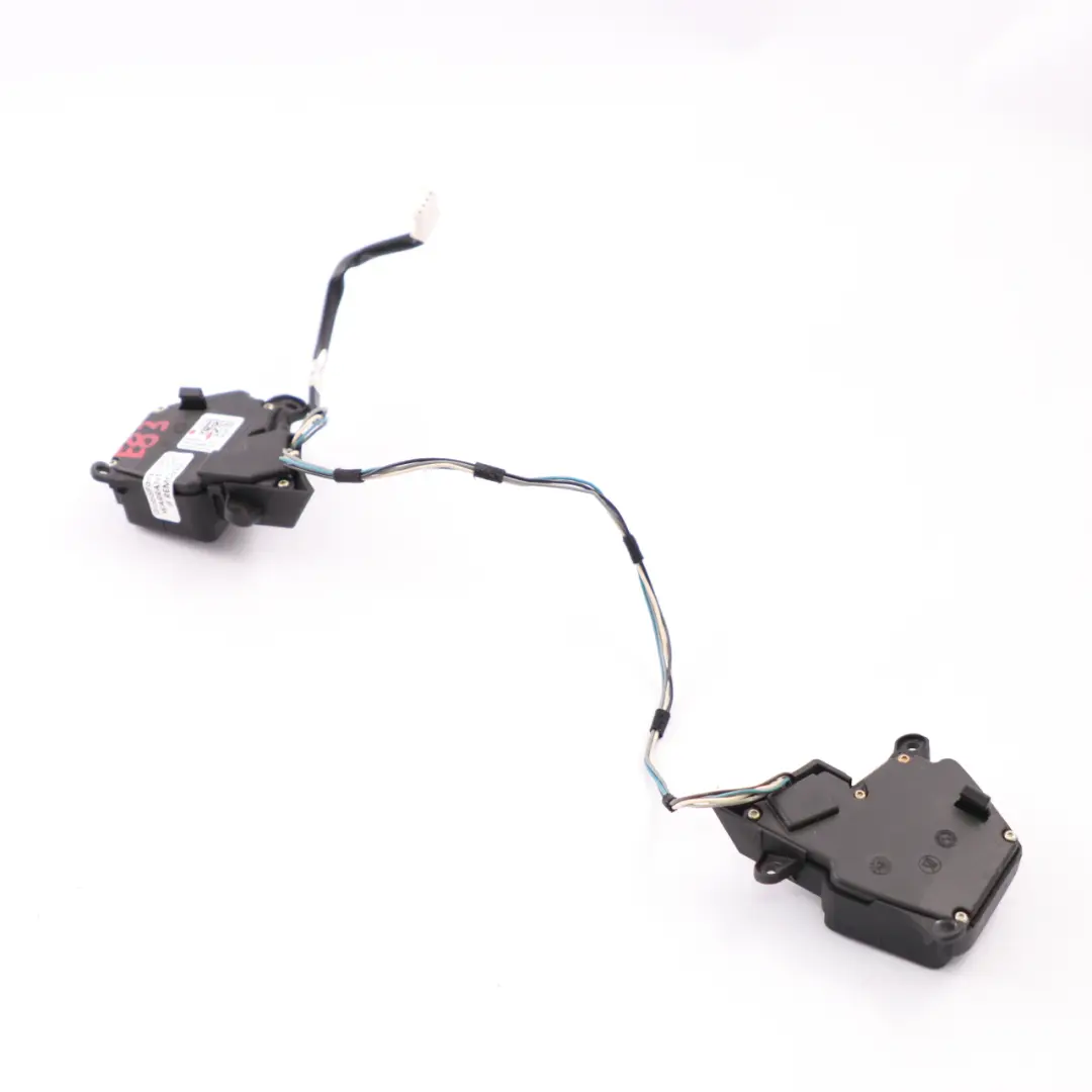 Interruttore del volume della radio Volante per BMW E53 E83 con numero di parte 6929935 BMW E53 E83 Interruttore del volume della radio Volante - SKU 6929935 - Numero di parte 6929935