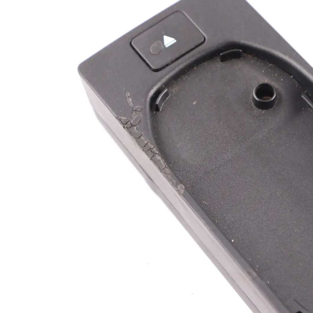 Telephone Snap-in Adapter Phone Nokia 6310i to BMW E46 X5 E53 X3 E83 Z4 E85 with Part number 6930108 BMW E46 X5 E53 X3 E83 Z4 E85 Telephone Snap-in Adapter Phone Nokia 6310i - SKU 6930108 - Part number 6930108