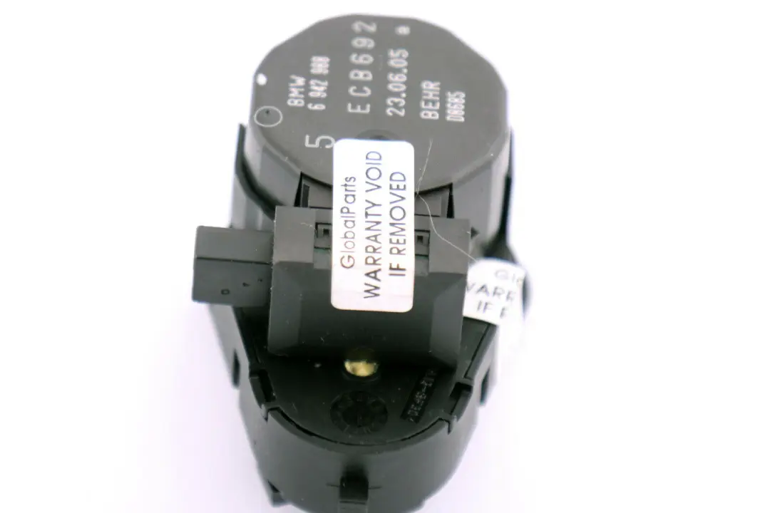 BMW E60 E61 E63 E64 Actuator Ventilation Motor Heater Right O/S - SKU 6930302 - Part number 6930302