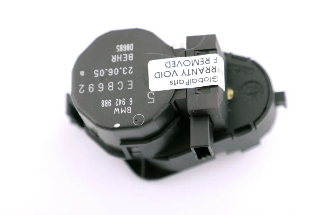 BMW 5 6 er E60 E61 E63 E64 Stellantrieb Belüftung Motorheizung rechts 6942988 - SKU 6930302 - Teilenummer 6930302