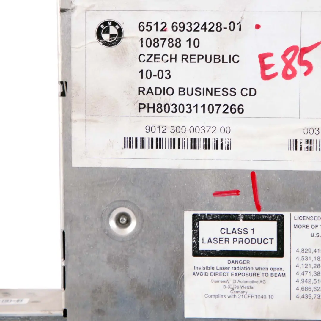 Radio Business CD Player to BMW X3 Z4 Series E83 E85 E86 1 with Part number 6932428 BMW X3 Z4 Series E83 E85 E86 1 Radio Business CD Player - SKU 6932428-1 - Part number 6932428