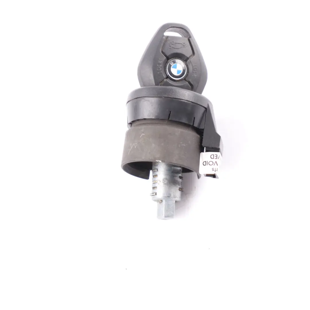 Bouton de télécommande d'alarme Bouton d'allumage 433 MHz pour BMW E46 E53 E83 E85 à propos du numéro de pièce 6933008 BMW E46 E53 E83 E85 Bouton de télécommande d'alarme Bouton d'allumage 433 MHz - SKU 6933008 - Numéro de pièce 6933008
