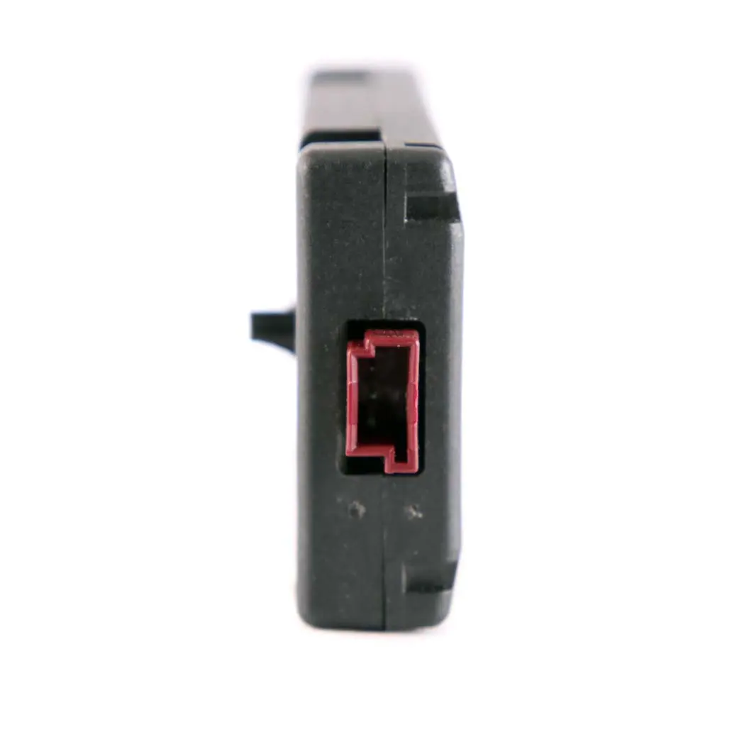 Unité Commande D'Amplificateur D'Antenne TV pour BMW X5 E91 E70 à propos du numéro de pièce 6933327 BMW X5 E91 E70 Unité Commande D'Amplificateur D'Antenne TV - SKU 6933327 - Numéro de pièce 6933327