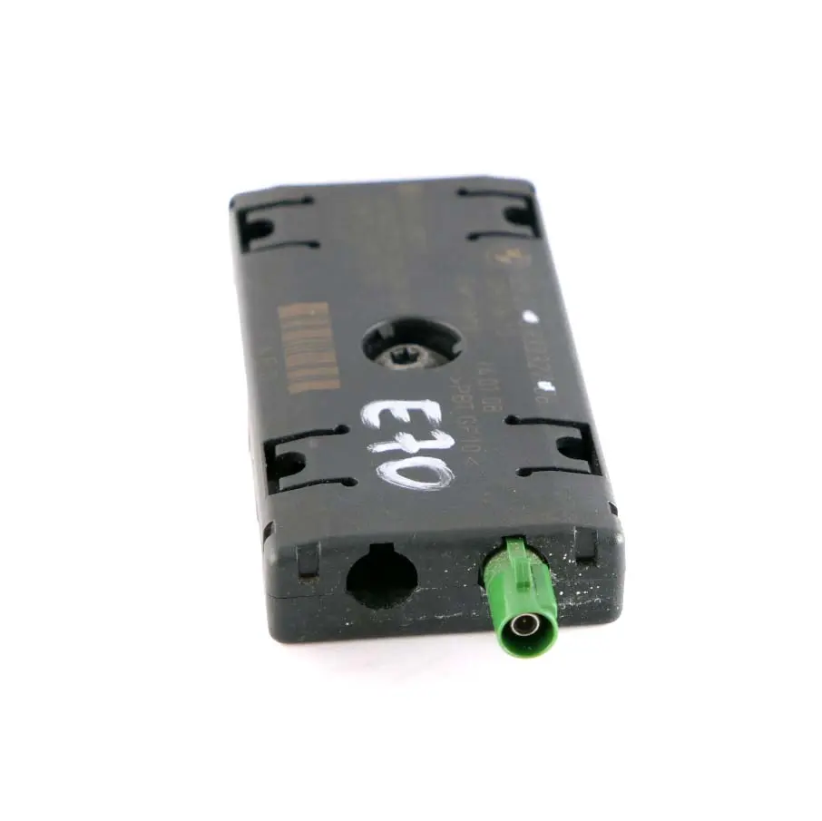 BMW X5 E91 E70 Antena TV Sistema Amplificador Unidad De Control - SKU 6933327 - Número de pieza 6933327