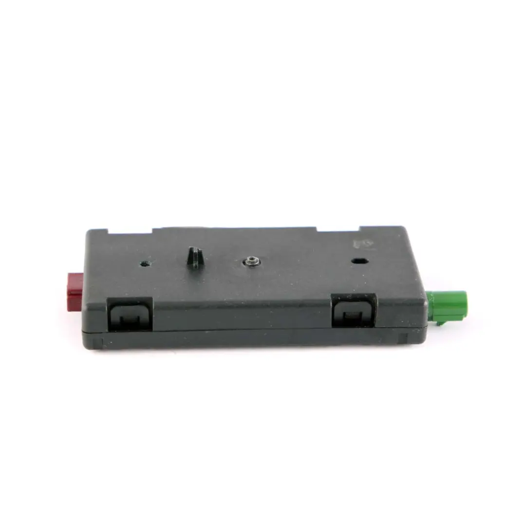 BMW X5 E91 E70 Antena TV Sistema Amplificador Unidad De Control - SKU 6933327 - Número de pieza 6933327