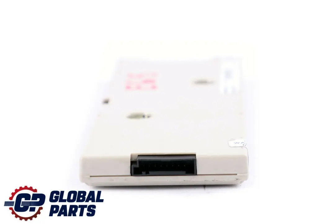 Antennenverstärker Diversity 315 MHz für BMW 7 er E65 E66 E67 mit Teilenummer 9167130 BMW 7 er E65 E66 E67 Antennenverstärker Diversity 315 MHz - SKU 6933666 - Teilenummer 9167130