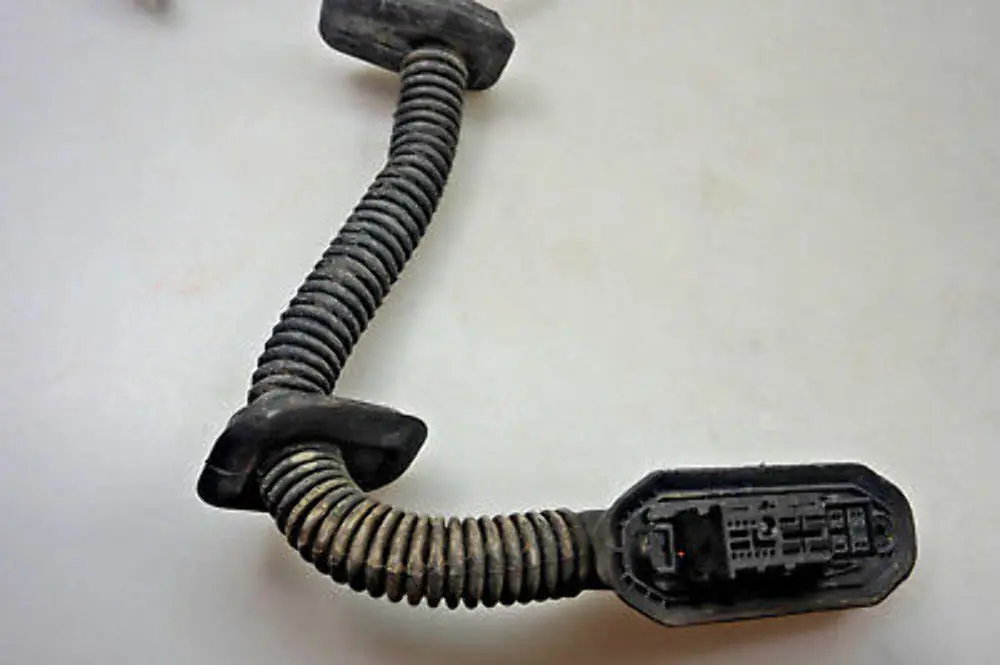 BMW 7 SERIES E65 E66 Door Wiring Harness Mod Carrier Front Left N/S - SKU 6934002 - Part number 6934002