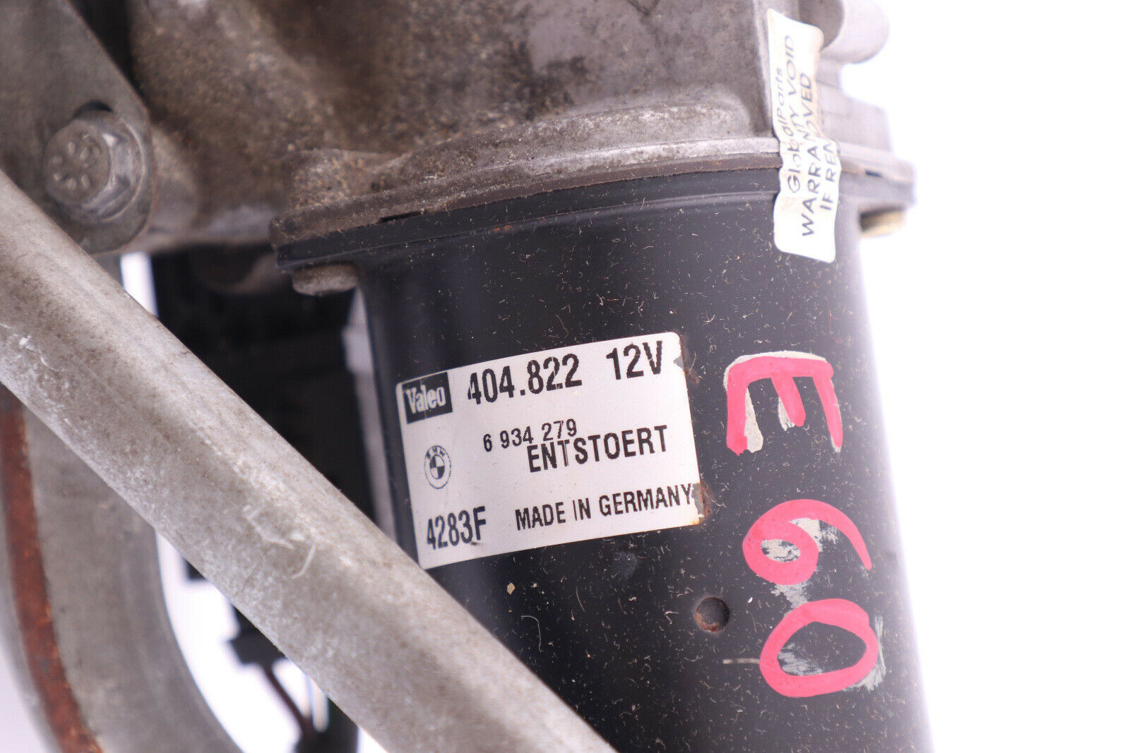 thumbnail image 2 of Genuine BMW Front Windscreen Wiper Motor Assembly – E60 E61 E63 E64 (2004, 6934279) 2 of 6