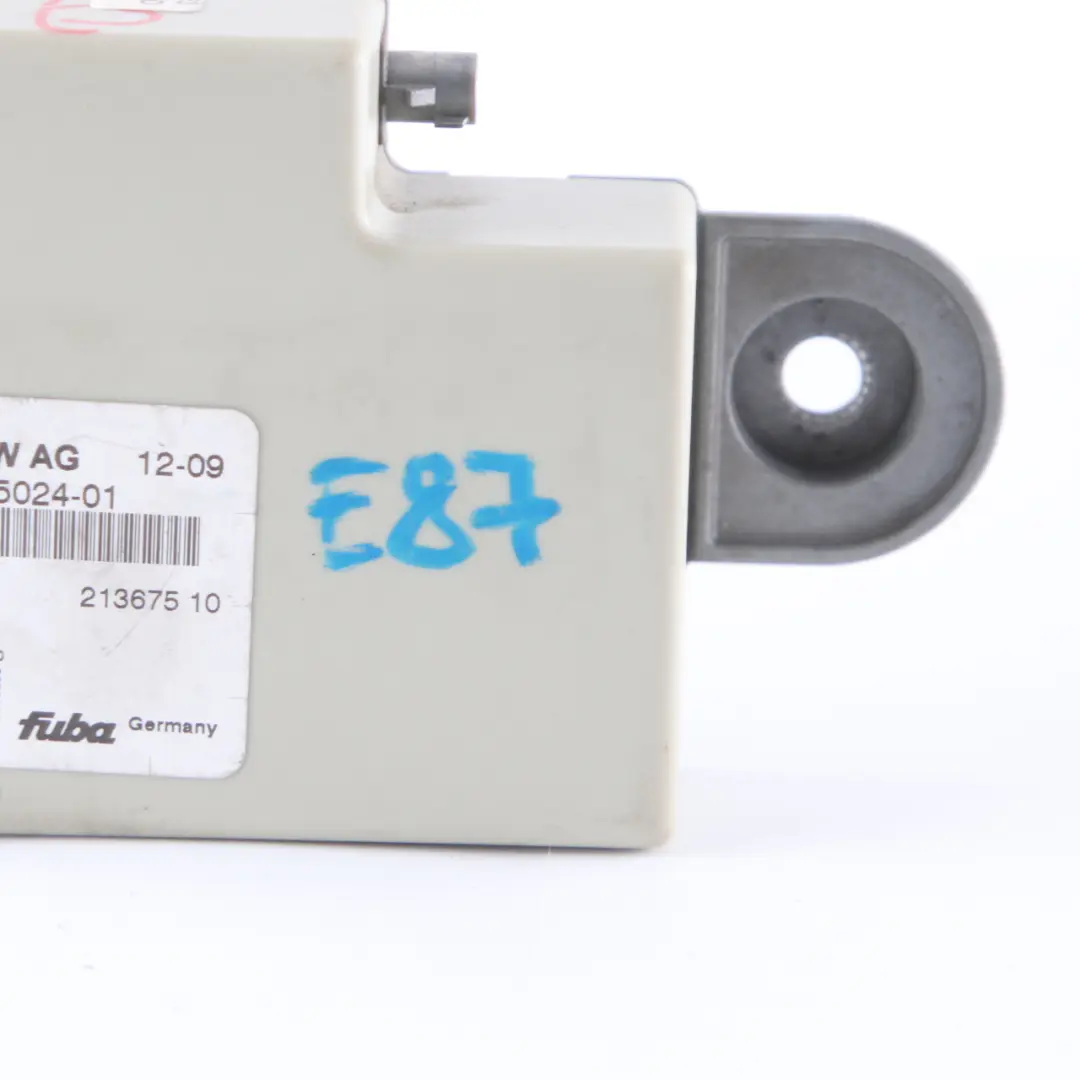 Unité Commande Secours D'Antenne pour BMW E60 X5 E70 X3 E83 E90 E92 F01 F10 à propos du numéro de pièce 6935024 BMW E60 X5 E70 X3 E83 E90 E92 F01 F10 Unité Commande Secours D'Antenne - SKU 6935024 - Numéro de pièce 6935024