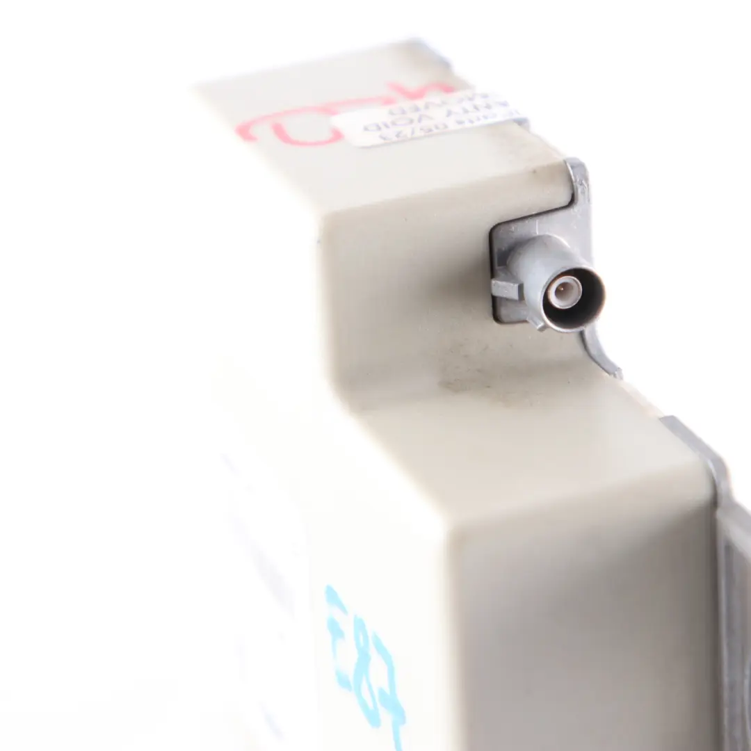 Unité Commande Secours D'Antenne pour BMW E60 X5 E70 X3 E83 E90 E92 F01 F10 à propos du numéro de pièce 6935024 BMW E60 X5 E70 X3 E83 E90 E92 F01 F10 Unité Commande Secours D'Antenne - SKU 6935024 - Numéro de pièce 6935024