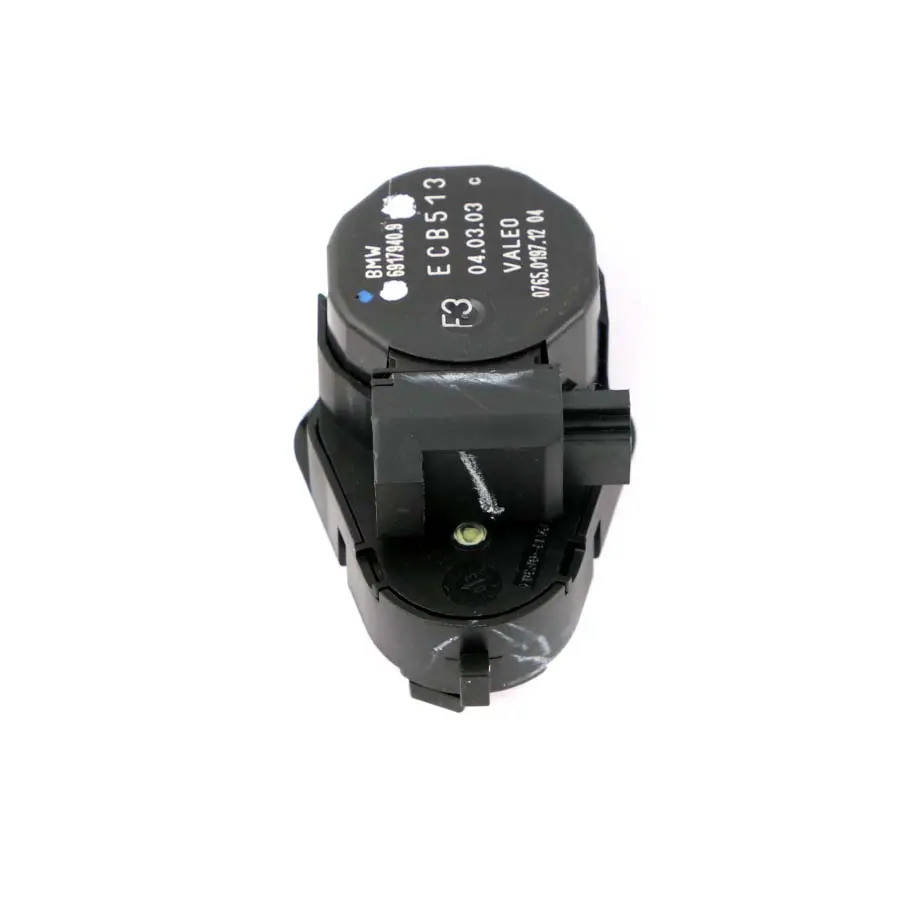 Heater Actuator Foot Room Flap Control Heat Solenoid to BMW 5 X5 Series E39 E53 with Part number 6935440 BMW 5 X5 Series E39 E53 Heater Actuator Foot Room Flap Control Heat Solenoid - SKU 6935440 - Part number 6935440