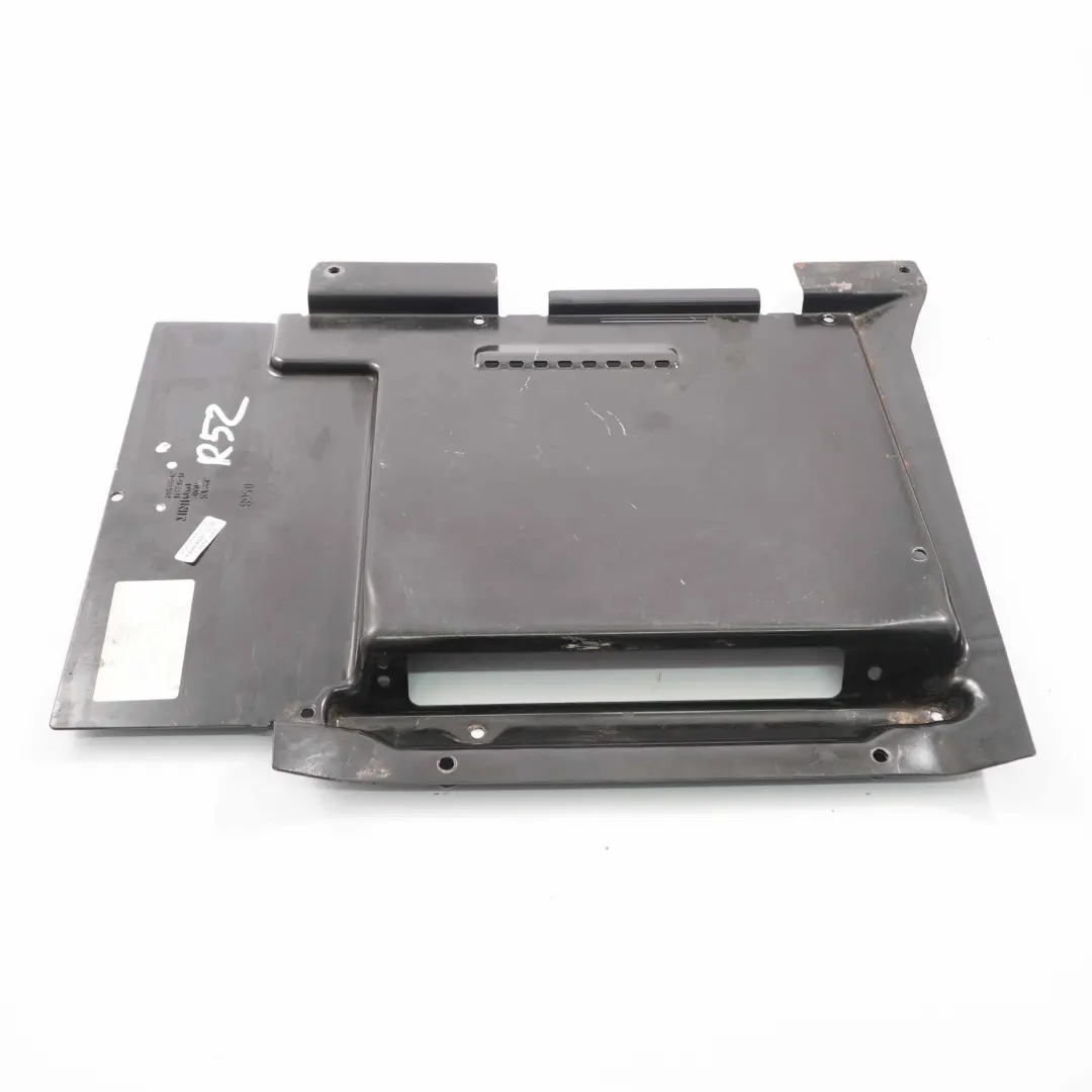Copertura del computer di navigazione per Mini R52 Cabrio con numero di parte 6935445 Mini R52 Cabrio Copertura del computer di navigazione - SKU 6935445 - Numero di parte 6935445