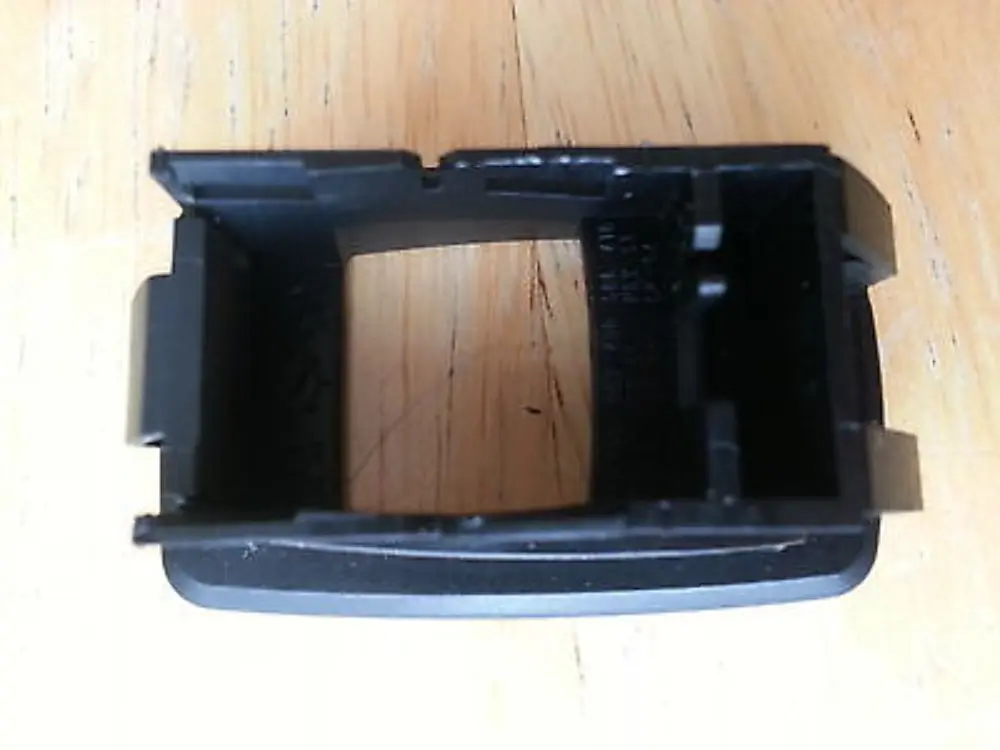 Switch window lifter trim to BMW 1 3 X5 X6 Z4 SERIES E70 E71 E87 E89 E90 E91 E92 with Part number 61316935534 BMW 1 3 X5 X6 Z4 SERIES E70 E71 E87 E89 E90 E91 E92 Switch window lifter trim - SKU 6935534-4 - Part number 61316935534