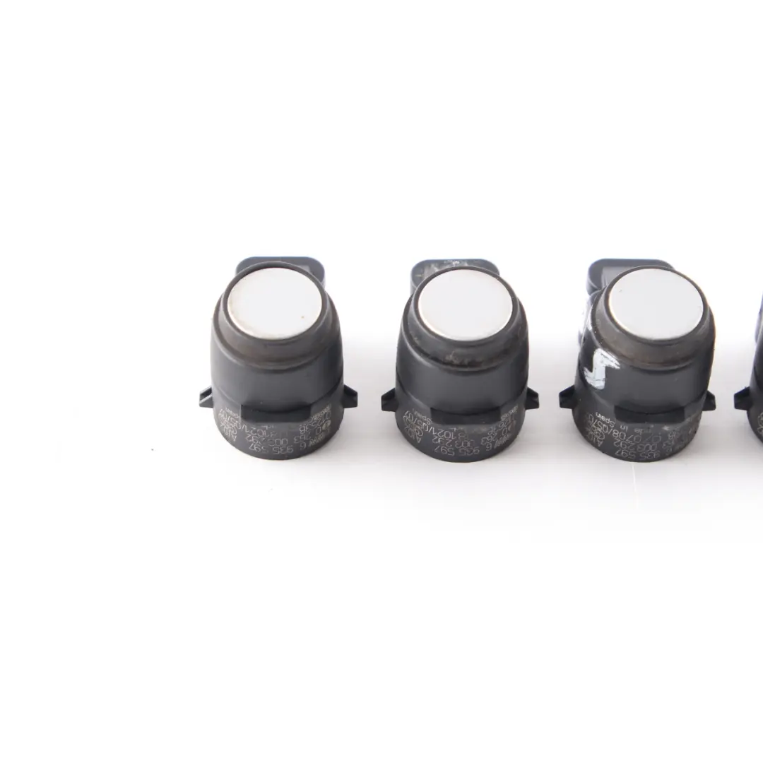 Sensore parcheggio BMW E81 E90 PDC Set anteriore posteriore Titansilber per con numero di parte 6935597 Sensore parcheggio BMW E81 E90 PDC Set anteriore posteriore Titansilber - SKU 6935597-TS - Numero di parte 6935597