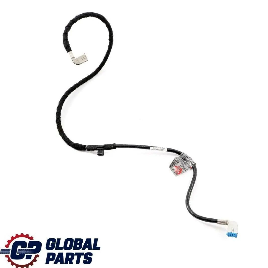 C?ble de liaison Navigation CCC / CID pour BMW 1 3 Serie E87 LCI E90 à propos du numéro de pièce 6935686 BMW 1 3 Serie E87 LCI E90 C?ble de liaison Navigation CCC / CID - SKU 6935686 - Numéro de pièce 6935686