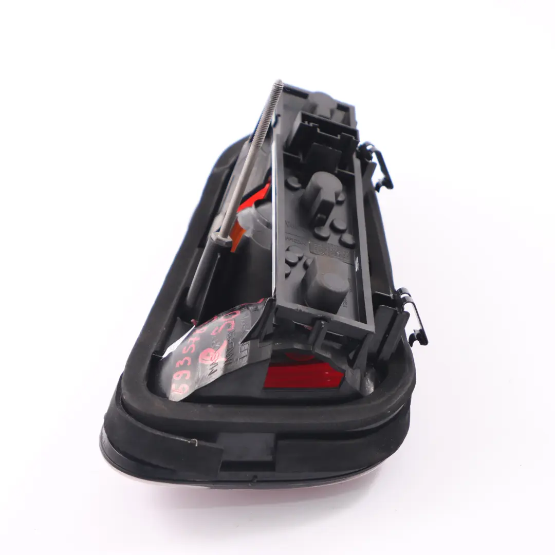 Feu arrière gauche pour Mini Cooper One R50 R53 à propos du numéro de pièce 6935783 Mini Cooper One R50 R53 Feu arrière gauche - SKU 6935783-2 - Numéro de pièce 6935783